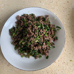 芹菜牛肉末