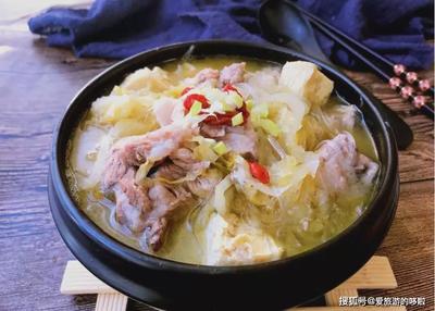 排骨炖白菜粉条