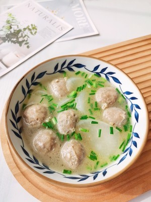 肉丸子萝卜汤的做法