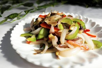 茄子炒青椒的做法