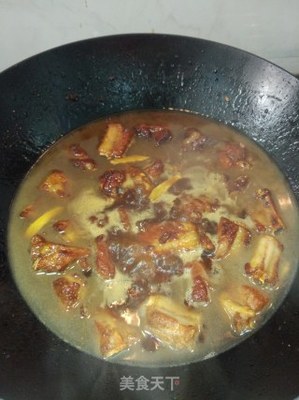 排骨炒糖色