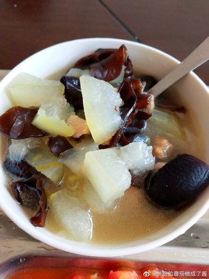 西红柿鸡蛋木耳汤