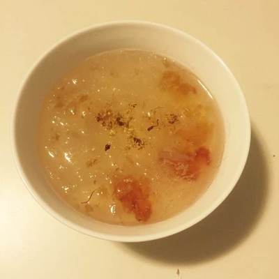 银耳桃胶皂角米的做法
