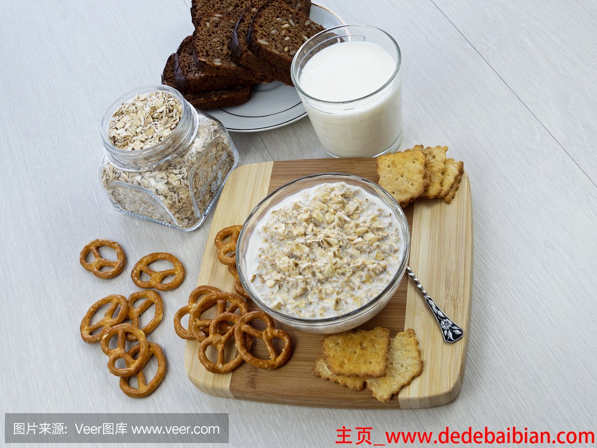 早餐牛奶麦片