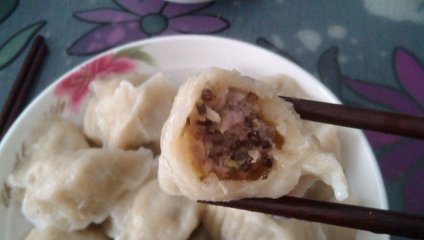 葱头肉馅的饺子的做法