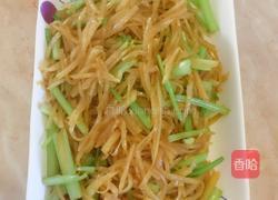 芹菜炒土豆的做法
