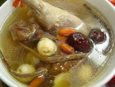 鸡汤里放什么食材好
