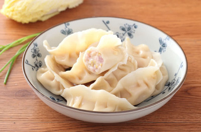 白菜猪肉饺子的做法