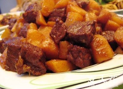 土豆炖牛肉的做法视频