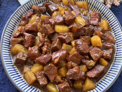 土豆炖牛肉的做法视频