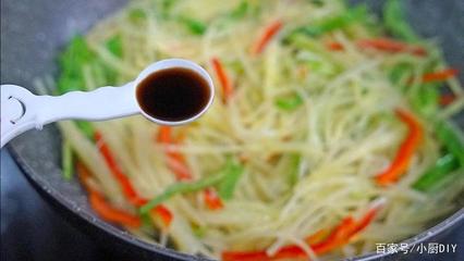 豆瓣酱炒土豆丝