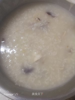 墨鱼粥的做法
