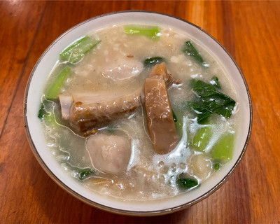 墨鱼粥的做法