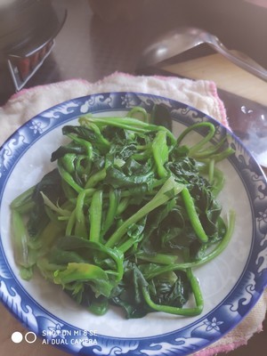 麻酱菠菜的做法