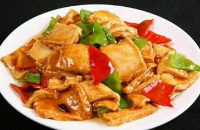 家常豆腐炒肉的做法
