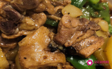 什么菜炖鸡好吃