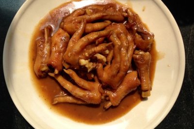 怎样红烧鸡爪好吃