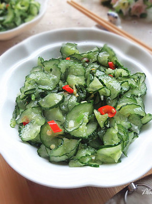 葱油黄瓜的做法