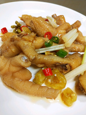 藤椒鸡爪的做法