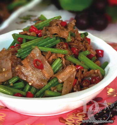 芹菜小炒肉