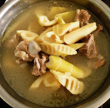 笋炖鸡肉怎么做好吃