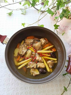 笋炖鸡肉怎么做好吃