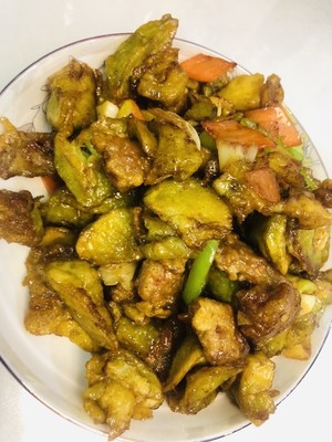 肉段烧茄子图片