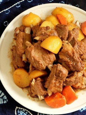 萝卜炖排骨做法