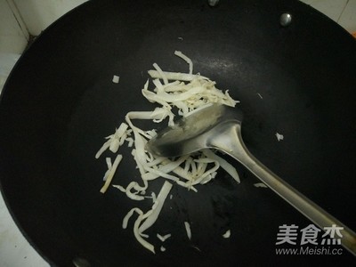 酸笋面的做法
