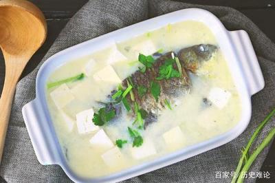 鱼炖汤的做法