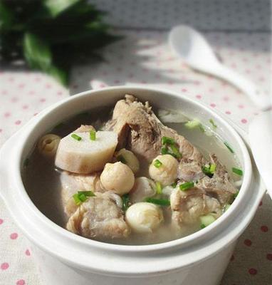 排骨炖莲子