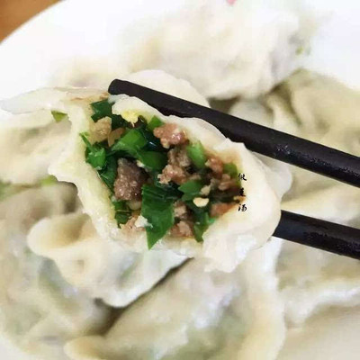 猪肉韭菜水饺馅的做法