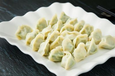 猪肉韭菜水饺馅的做法