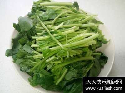 菠菜和柿子能一起吃吗