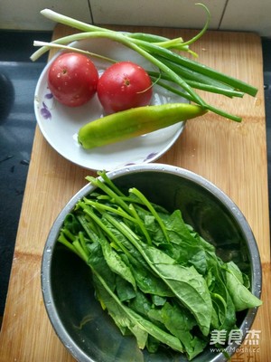 菠菜和柿子能一起吃吗