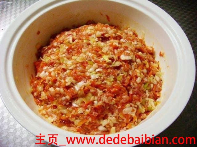 红萝卜牛肉饺子馅的做法