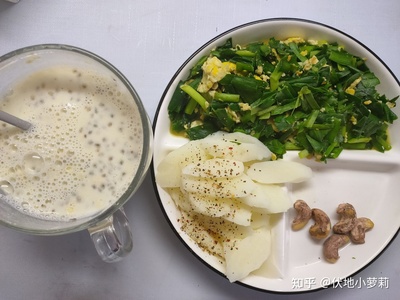 豆浆能和韭菜一起吃吗
