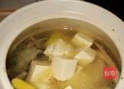 鱼骨豆腐汤的做法