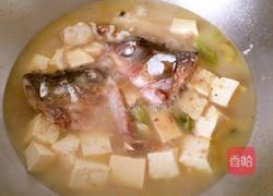 鱼骨豆腐汤的做法