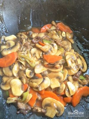 蘑菇炒肉的做法家常