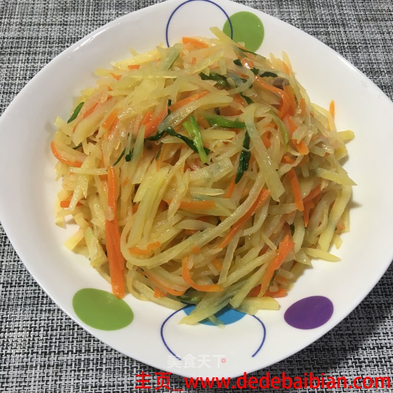 土豆能和胡萝卜一起炒吗