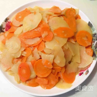 土豆能和胡萝卜一起炒吗