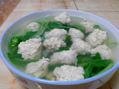 白菜炖丸子