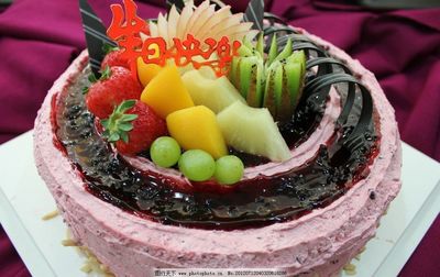 龙生日蛋糕图片