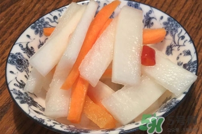 白萝卜炒豆腐