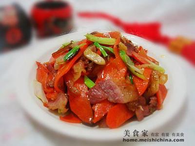 腊肉炒胡萝卜