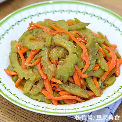 辣椒炒苦瓜的做法