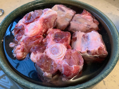 牛尾骨怎么炖好吃