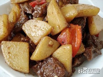 土豆烧牛肉做法家常