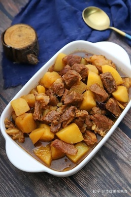土豆烧牛肉做法家常